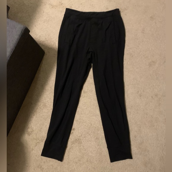 Lululemon Intent Joggers - Picture 2 of 7